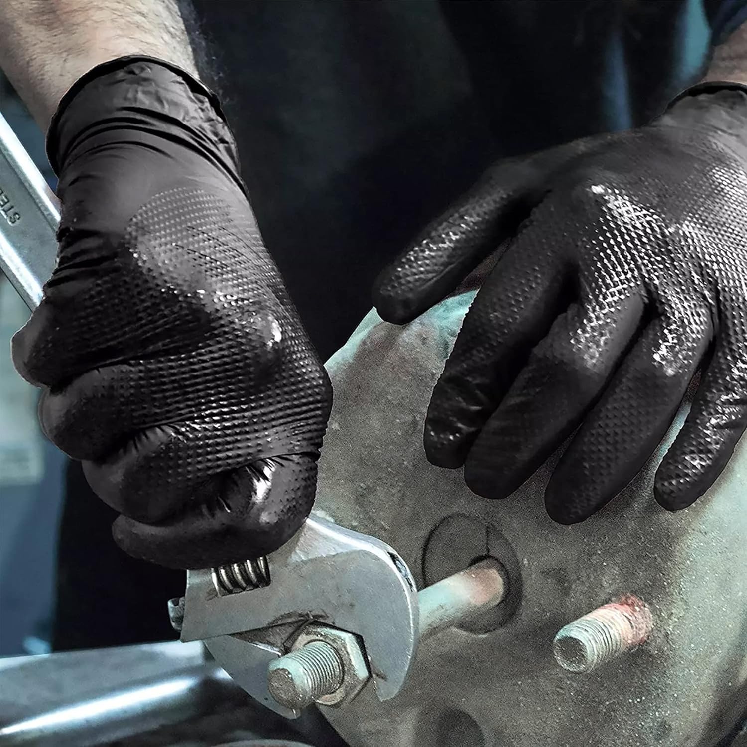 Wytrzymałe rękawice nitrylowe  – Nitrile Mechanic Glove recenzja i cena